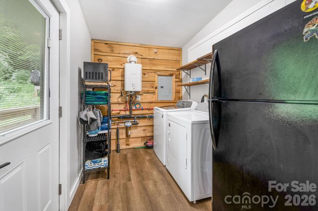 2504 Upper Paw Paw Road, Marshall, NC 28753