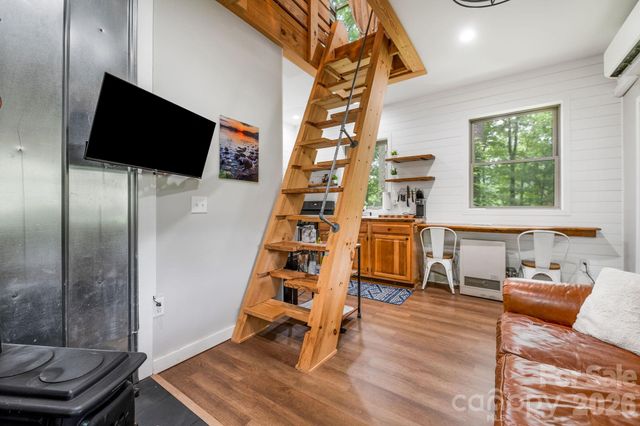 2504 Upper Paw Paw Road, Marshall, NC 28753