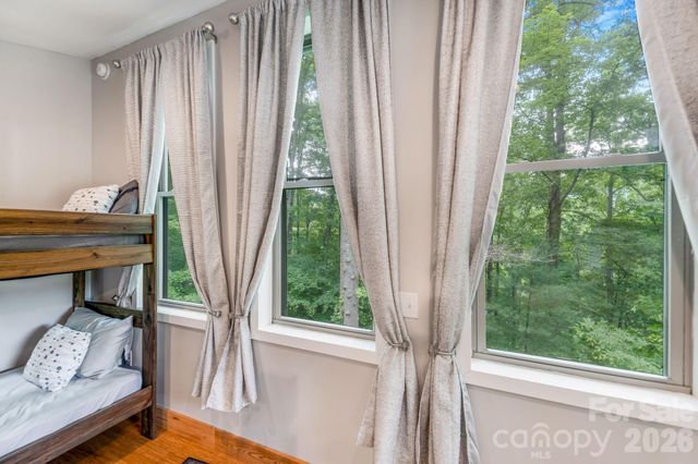 2504 Upper Paw Paw Road, Marshall, NC 28753