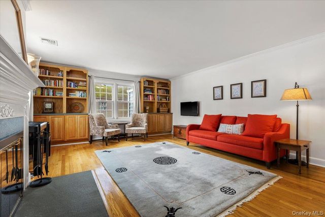 46 McDougal Drive, White Plains, NY 10603