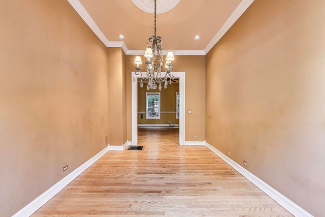 375 Park Avenue, Highland Park, IL 60035