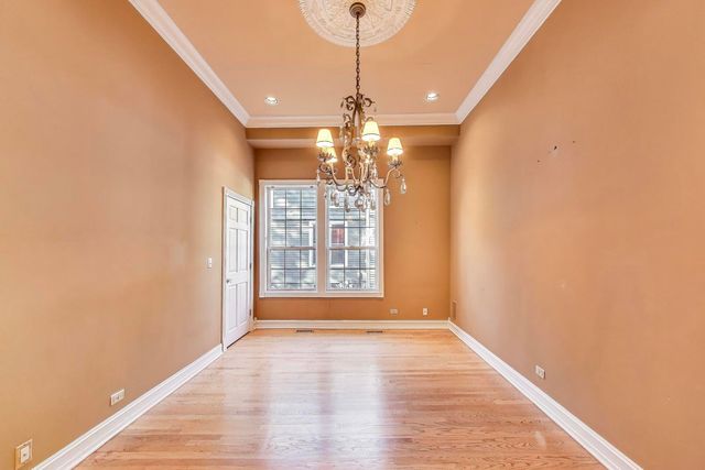 375 Park Avenue, Highland Park, IL 60035