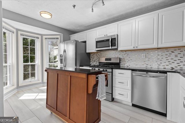 209 Riverview Drive, Marietta, GA 30067