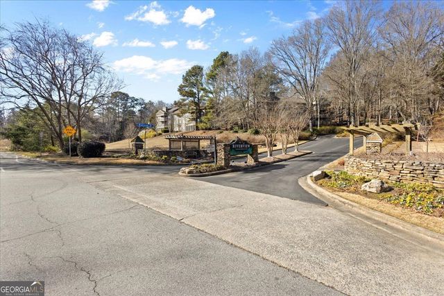 209 Riverview Drive, Marietta, GA 30067