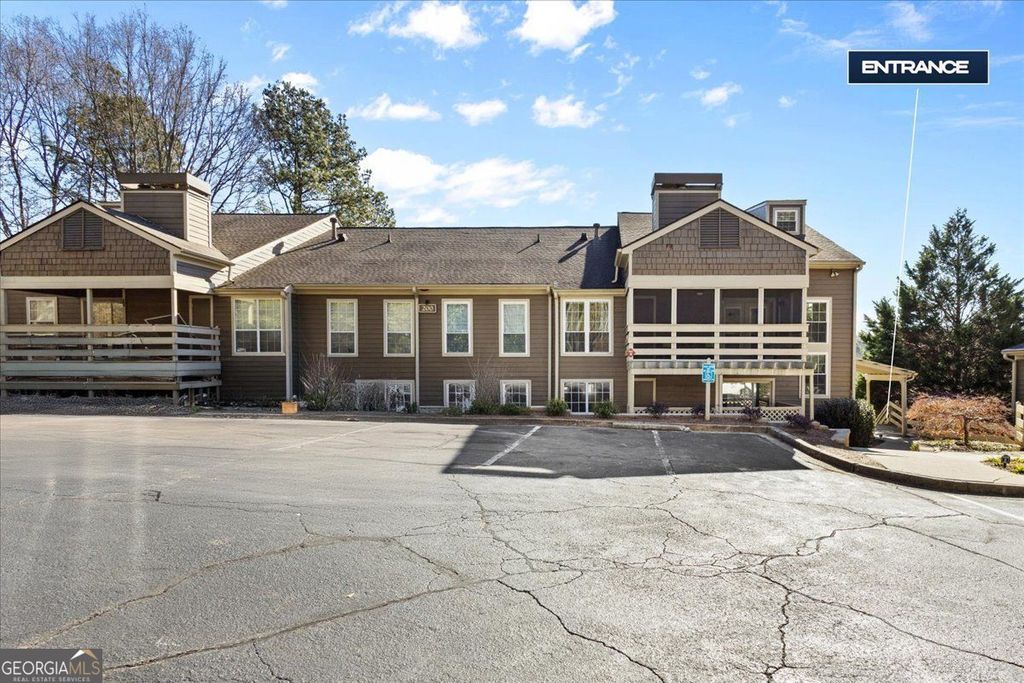 209 Riverview Drive, Marietta, GA 30067