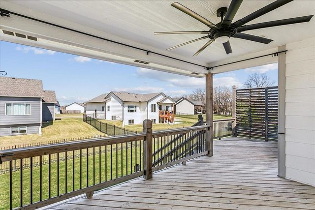 744 S Glen Wood Ct, Wichita, KS 67230