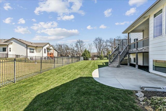 744 S Glen Wood Ct, Wichita, KS 67230