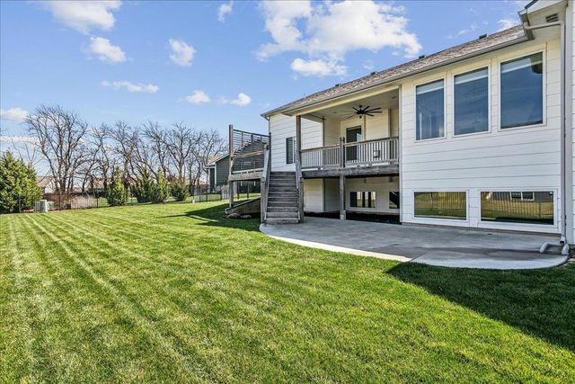 744 S Glen Wood Ct, Wichita, KS 67230