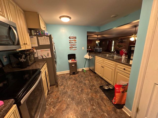 813 Foster Mill Drive, Lafayette, GA 30728