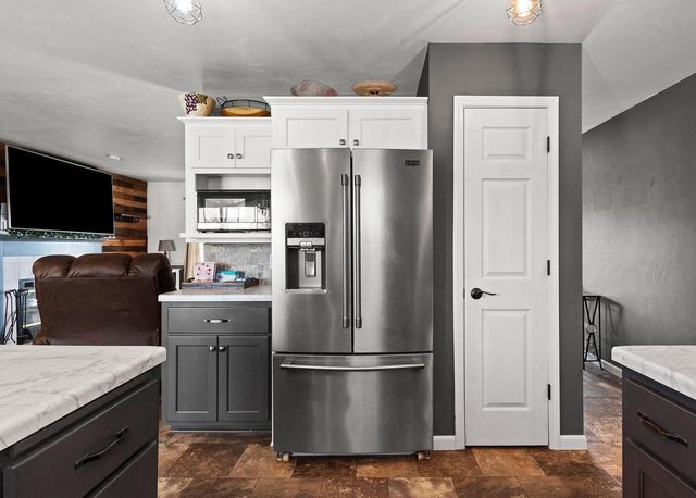 2715 ALTAIR STREET, Green Bay, WI 54311