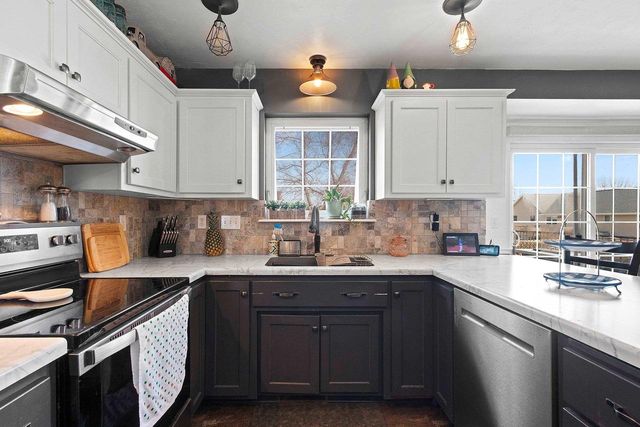 2715 ALTAIR STREET, Green Bay, WI 54311