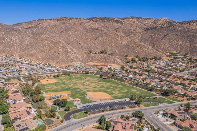 23060 Sienna Ln, Moreno Valley, CA 92557