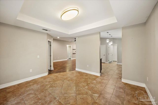 8445 Rynes Cir, Navarre, FL 32566