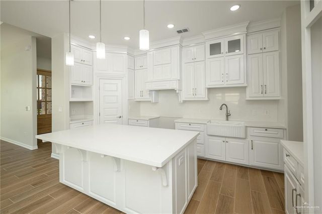 809 Diego Drive, Mercedes, TX 78570