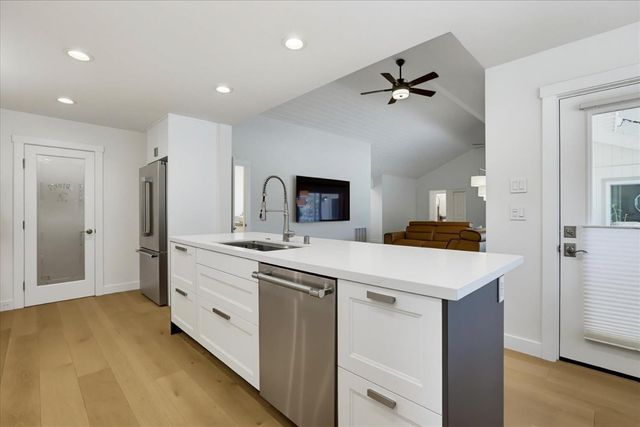 18087 Jayhawk Dr, Penn Valley, CA 95946