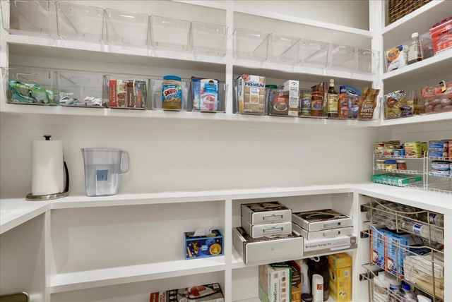 18087 Jayhawk Dr, Penn Valley, CA 95946