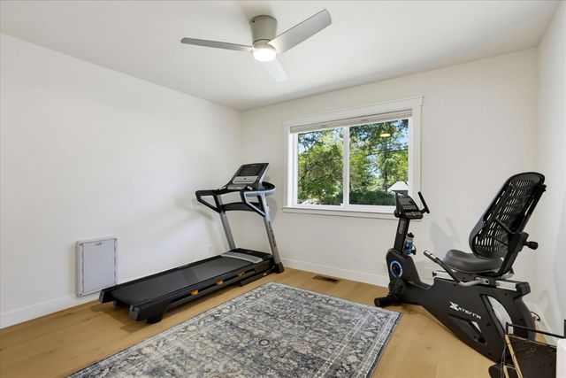 18087 Jayhawk Dr, Penn Valley, CA 95946