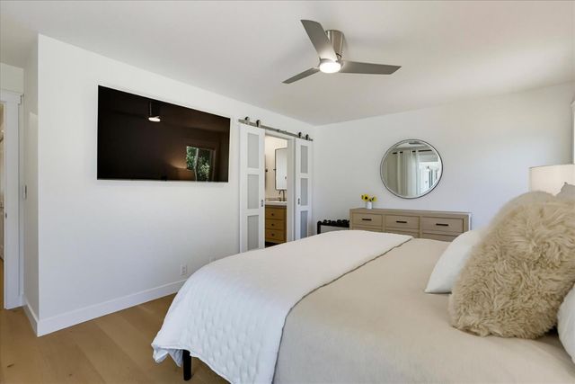 18087 Jayhawk Dr, Penn Valley, CA 95946