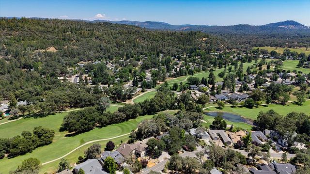 18087 Jayhawk Dr, Penn Valley, CA 95946