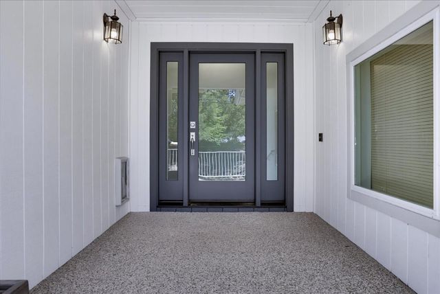 18087 Jayhawk Dr, Penn Valley, CA 95946