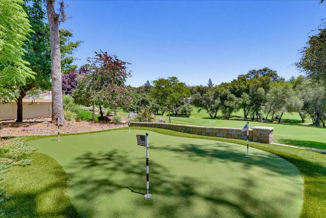18087 Jayhawk Dr, Penn Valley, CA 95946