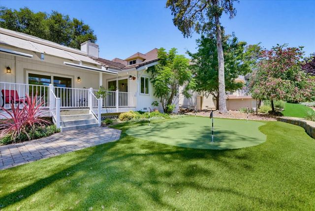 18087 Jayhawk Dr, Penn Valley, CA 95946
