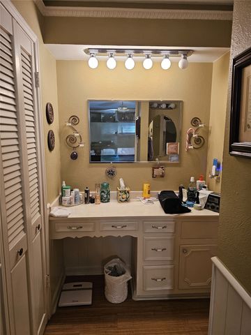 1914 Surrey Circle, Grand Prairie, TX 75050