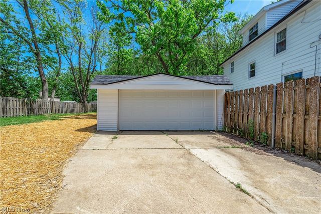 745 Wellmon Street, Bedford, OH 44146