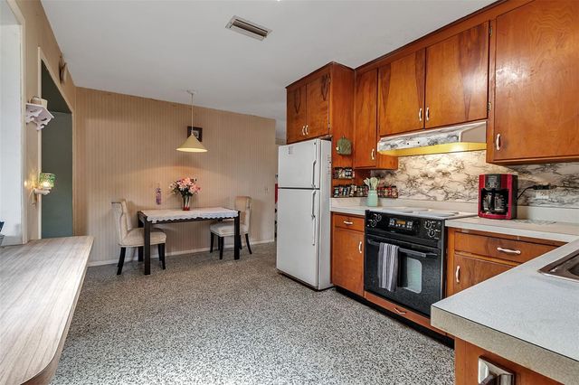 5803 24TH STREET W, Bradenton, FL 34207