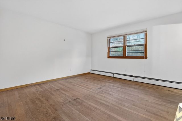 15 N 16Th St, Hawthorne Boro, NJ 07506