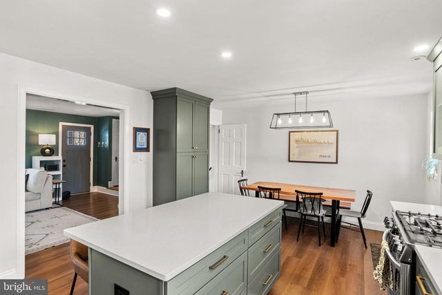 319 N RESERVOIR ST, Lancaster, PA 17602