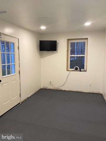 319 N RESERVOIR ST, Lancaster, PA 17602