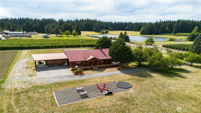 1231 Willeys Lake Rd, Ferndale, WA 98248