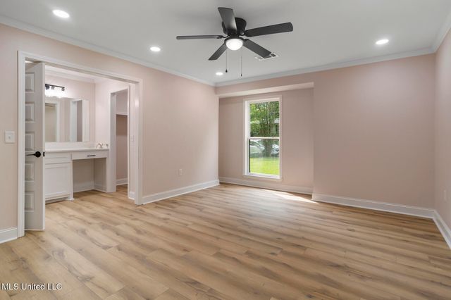 92 Longmeadow Road, Brandon, MS 39042