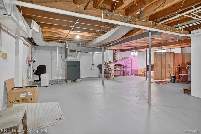 721 E Broad Street, Chesaning Village, MI 48616