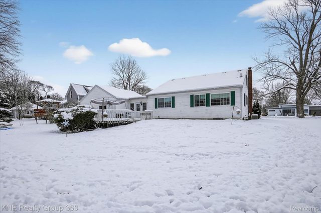 721 E Broad Street, Chesaning Village, MI 48616