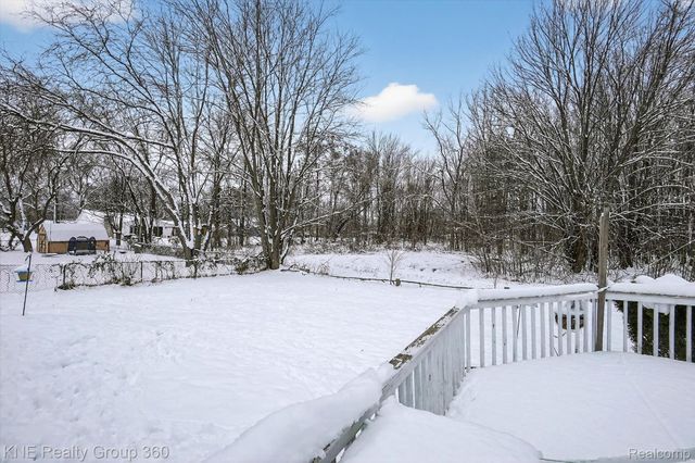 721 E Broad Street, Chesaning Village, MI 48616