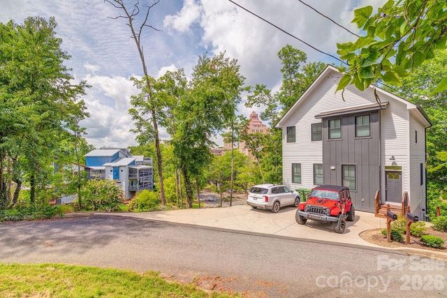 99999 Hazzard Street 17, Asheville, NC 28801