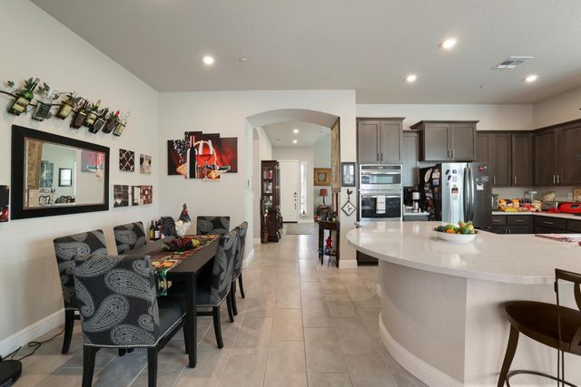 2841 Primrose Dr, Lodi, CA 95242
