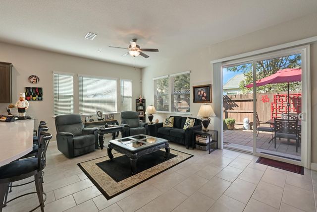 2841 Primrose Dr, Lodi, CA 95242