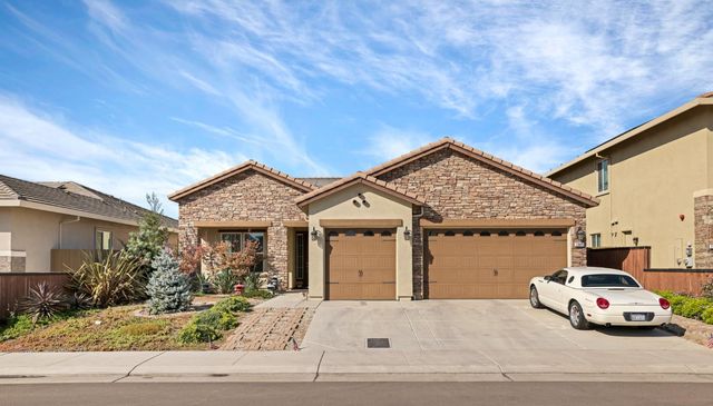 2841 Primrose Dr, Lodi, CA 95242