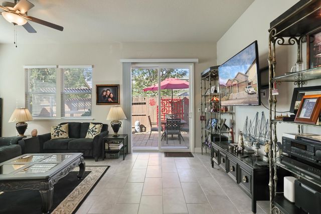 2841 Primrose Dr, Lodi, CA 95242