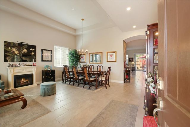 2841 Primrose Dr, Lodi, CA 95242