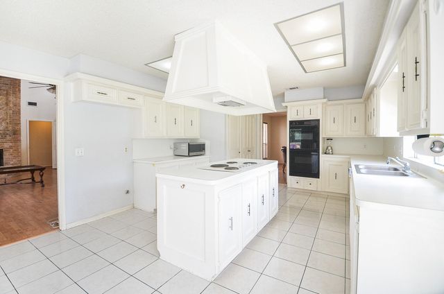 3022 Cypress Point Drive, Missouri City, TX 77459