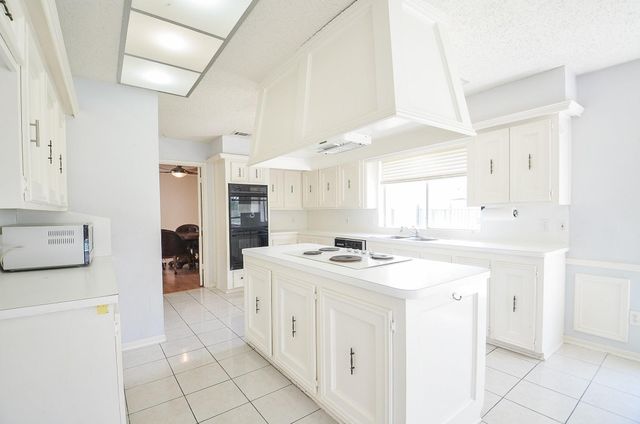 3022 Cypress Point Drive, Missouri City, TX 77459