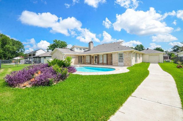 3022 Cypress Point Drive, Missouri City, TX 77459