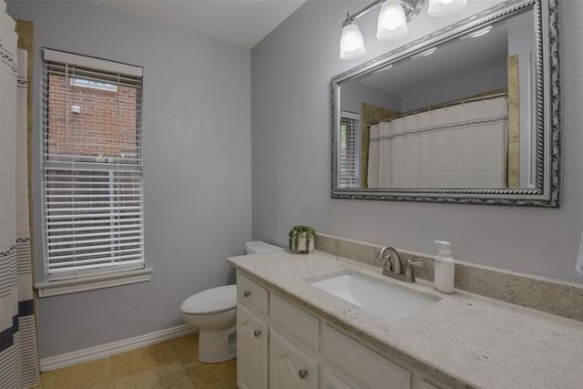 5205 Shadow Glen Drive, Grapevine, TX 76051