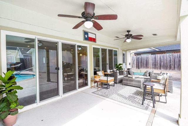 2930 Kevin Lane, Houston, TX 77043