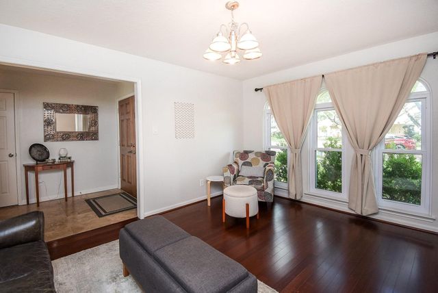 2930 Kevin Lane, Houston, TX 77043