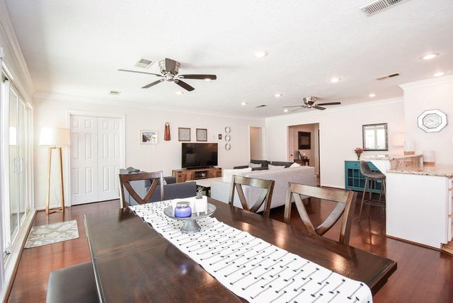 2930 Kevin Lane, Houston, TX 77043